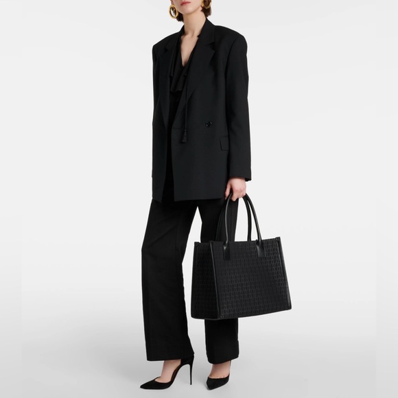 CHRISTIAN LOUBOUTIN BY MY SIDE E/W LARGE TOTE SHOULDER BAG BLACK CL MONOGRAM NEW - Picture 3 of 16